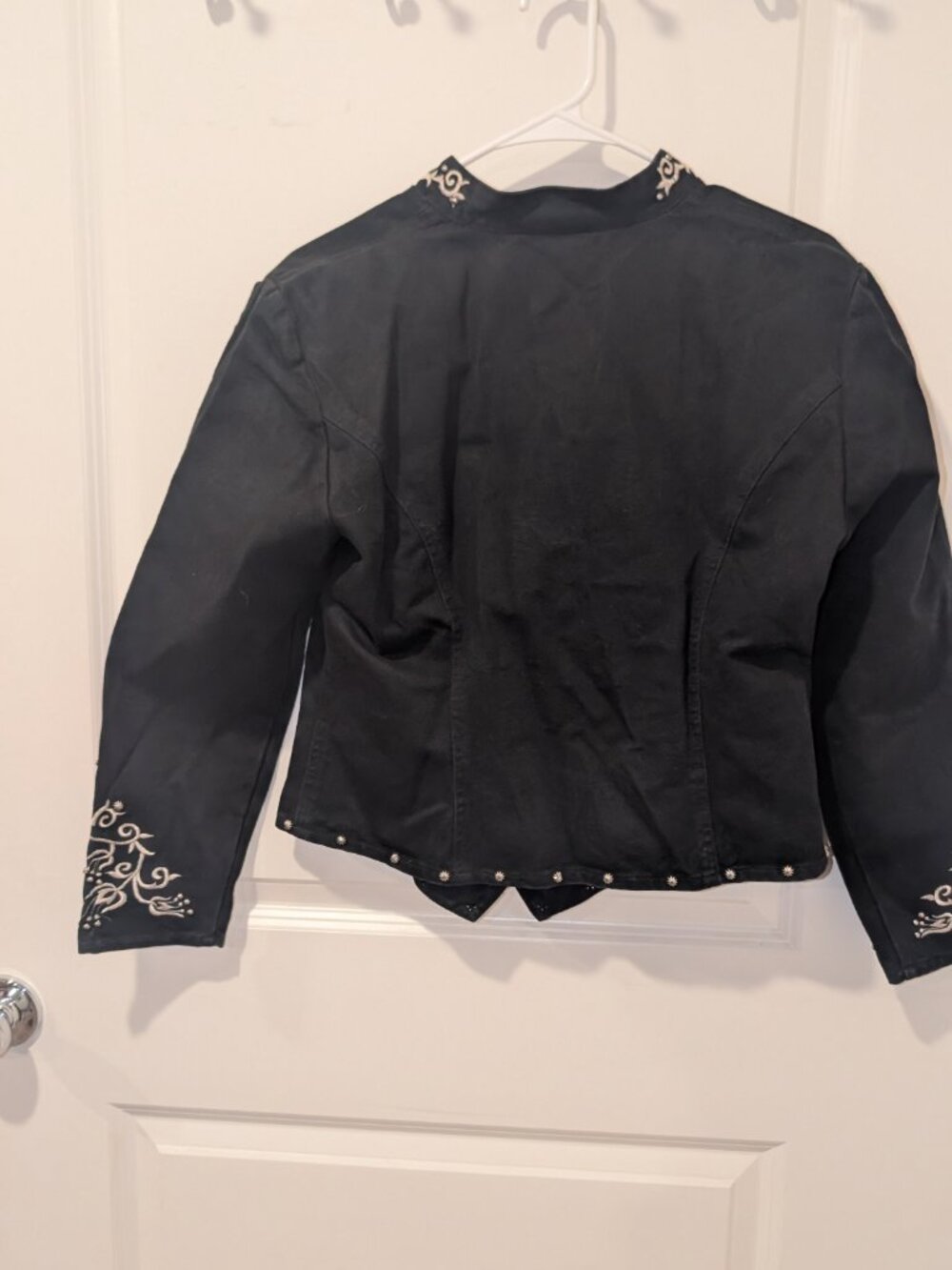 Black Denim Western Shirt Jacket Concho Embellishment Long Sleeve Button Up Top - Picture 4 of 5